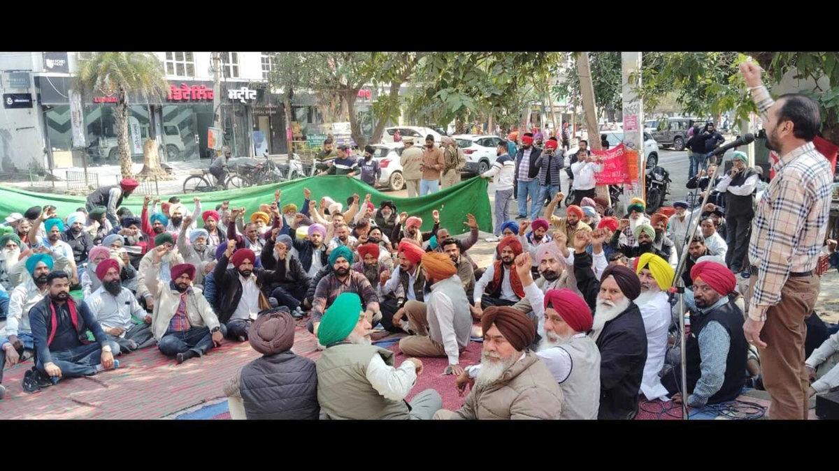 Ludhiana | PSPCL Workers Protest for Regular Jobs